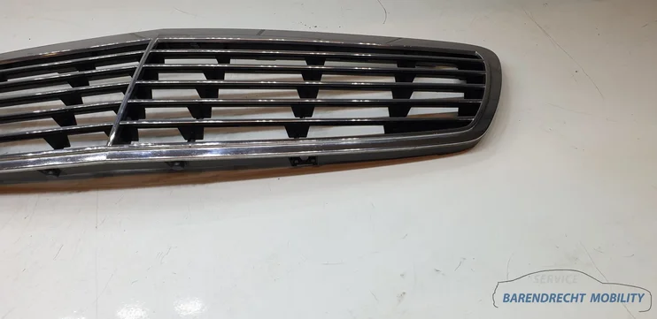 grille-mercedes-w211-s211-e-klasse-avantgarde-a2118800583-origineel-gebruikt-2002-2006 — foto 3