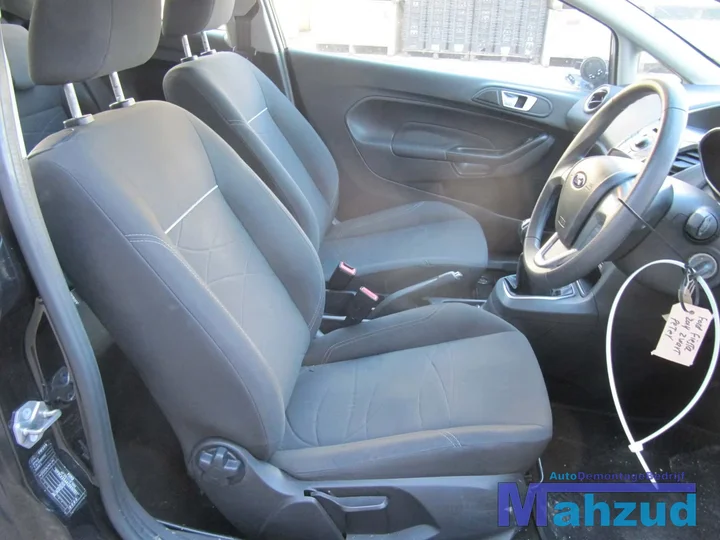 2014-ford-fiesta-6-12-125-benzine-demontage-sloop-181 — foto 9