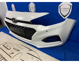 hyundai-i20-voorbumper-bumper-grille-rooster-pdc — foto 3