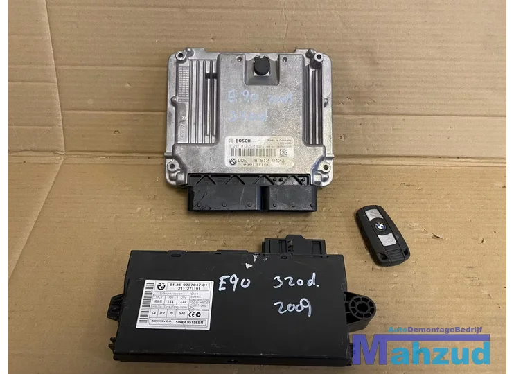 BMW 3 SERIE E90 320D Contactslot met ecu BCM 2004-2012