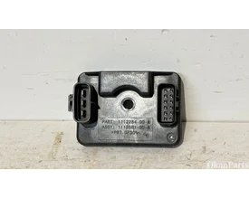 tesla-model-3-trekhaak-module-111258100a-111228400b — foto 2