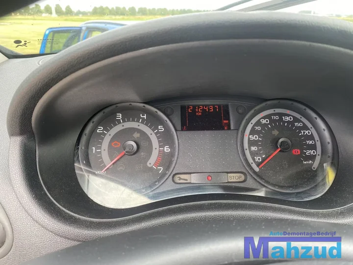 2006-renault-clio-2-14-16v-tej47-k4j-onderdelen-demontage — foto 18