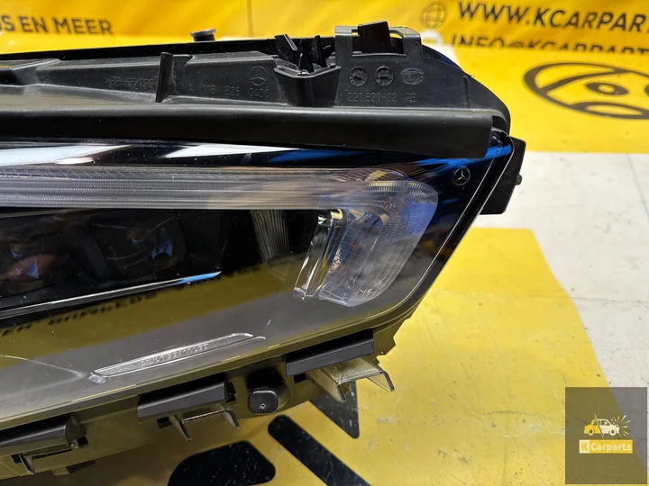 mercedes-w118-cla-multibeam-koplamp-rechts-a1189063200 — foto 2