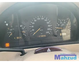 2000-mercedes-mklasse-ml-w163-32-v6-4x4-112942-189-groen-onderdelen — foto 35