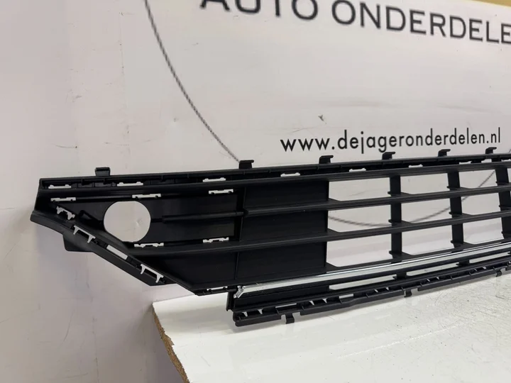 golf-7-facelift-middenrooster-rooster-grille-5g0853677p — foto 3