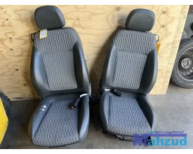 opel-corsa-d-3-deurs-half-leer-interieur-2006-2015