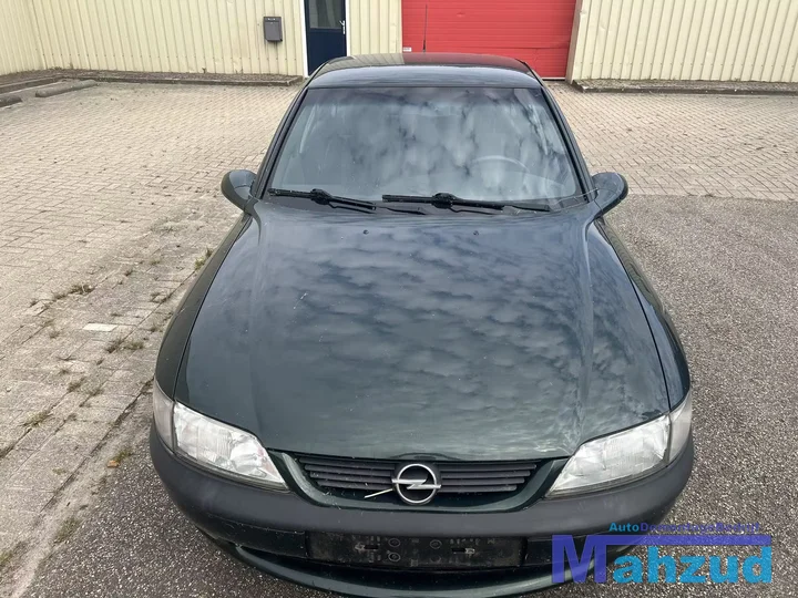 1998-opel-vectra-18-i-16v-groen-l359-x18xe-onderdelen-demotage — foto 2