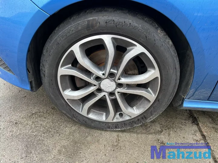 2013-mercedes-a-klasse-w176-18-a200-cdi-651901-onderdelen-blauw — foto 33