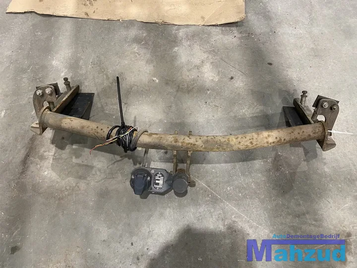 opel-corsa-c-trekhaak-zonder-trekkogel