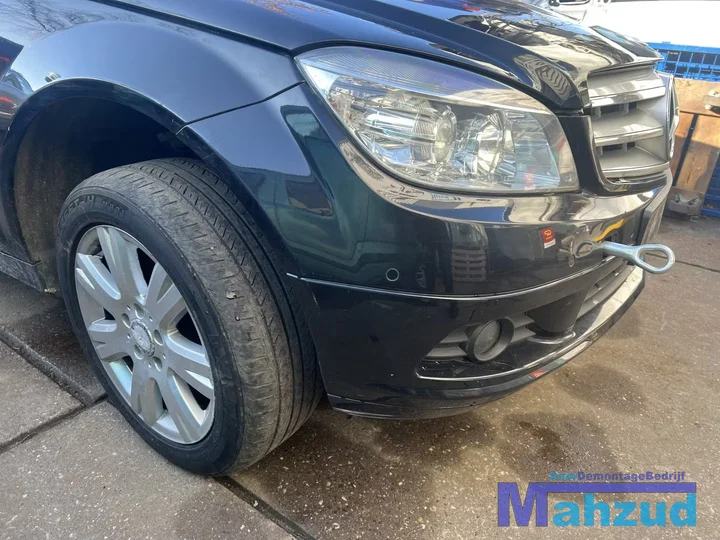 mercedes-c-klasse-w204-zwart-197-voorbumper-20072011 — foto 7
