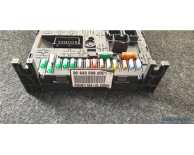 bsi-peugeot-expert-2007-2016-zekeringkast-966405908001-origineel-gebruikt — foto 3