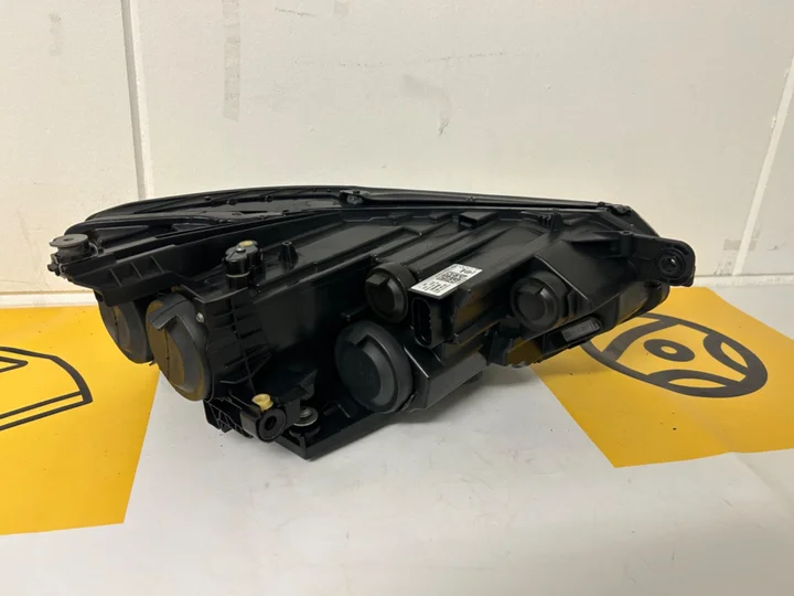 koplamp-volkswagen-passat-b8-3g-halogeen-links-3g1941005c — foto 5