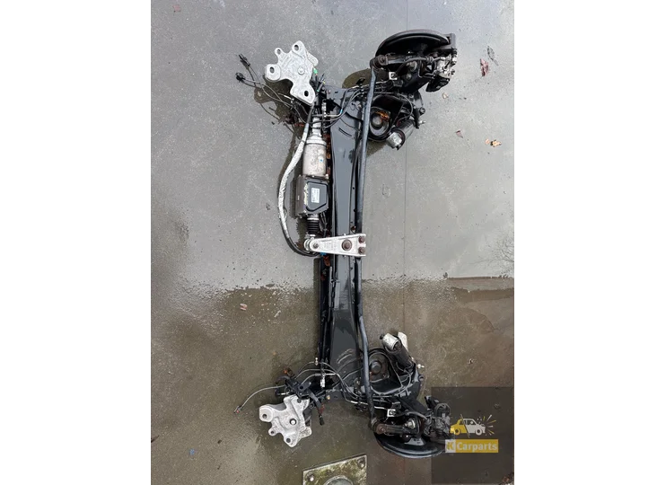 Hinterachse RENAULT TALISMAN (LP_) 1.6 dCi 130 555013408R