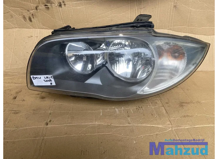 BMW 1 SERIE E81 E82 E87 Koplamp Links (UK) (ENGELS)