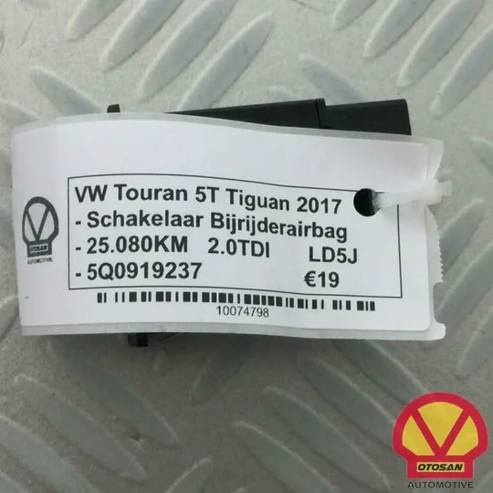 vw-touran-5t-airbag-bijrijdersairbag-schakelaar-5q0919237 — foto 2