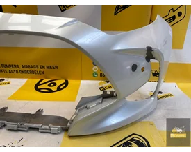 bumper-toyota-yaris-voorbumper-52119k0050-2019heden — foto 2