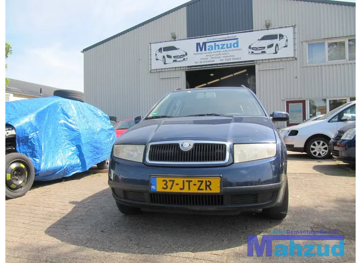 SKODA FABIA 1 1.4 MPI  VERSNELLINGSBAK5 BAK HANDBAK