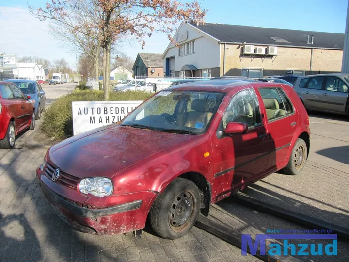1999-volkswagen-golf-4-16-demontage-sloop-114 — foto 3
