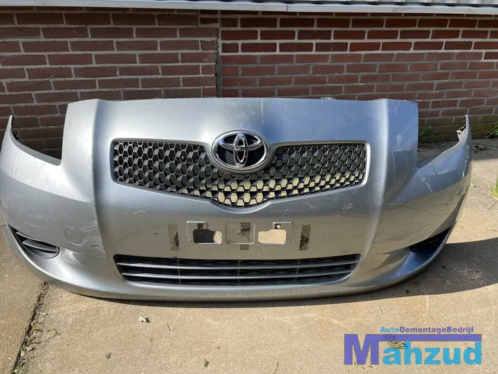 toyota-yaris-p9-grijs-zilver-voorbumper-bumper-voor-20052010