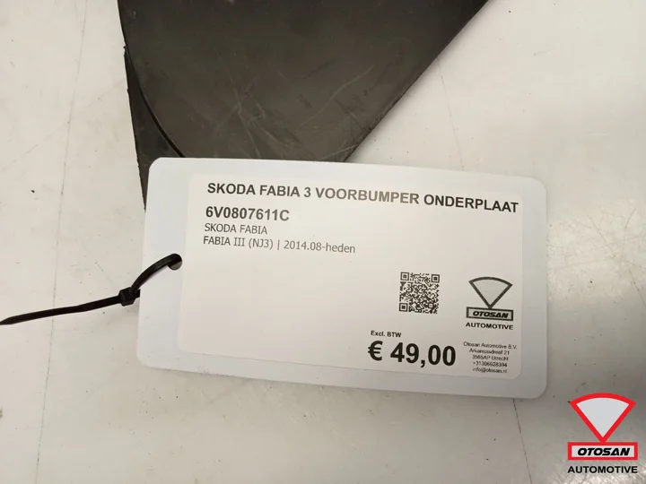 skoda-fabia-3-2014-voorbumper-onderplaat-onderlip-6v0807611c — foto 2