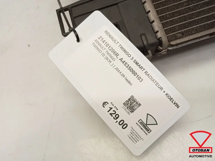 renault-twingo-3-2014-smart-radiateur-koelvin-a4535000103-214101206r — foto 4
