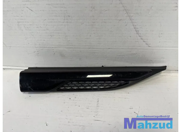 LAND ROVER EVOQUE L538 zwart rechts voorscherm rooster 2011-2019