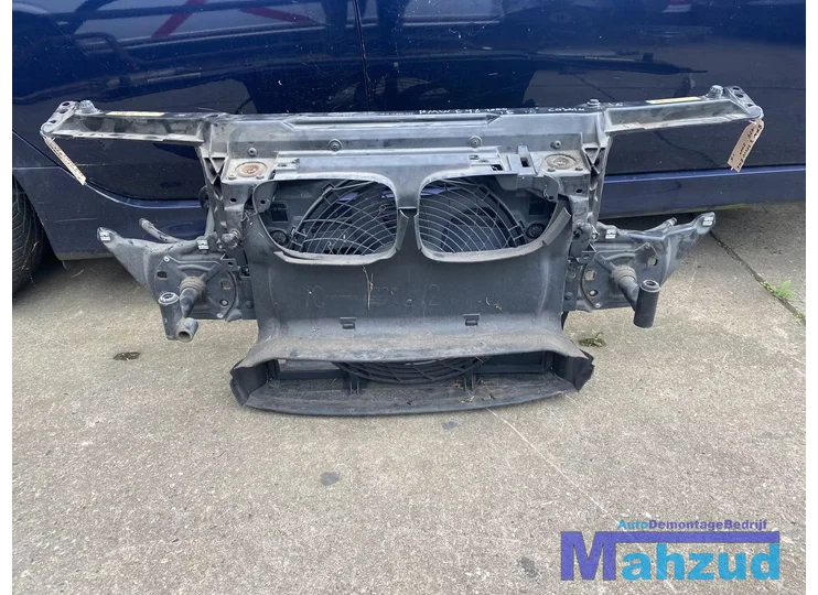 BMW 3 SERIE E46 325i Voorfront frontplaat met koelvin