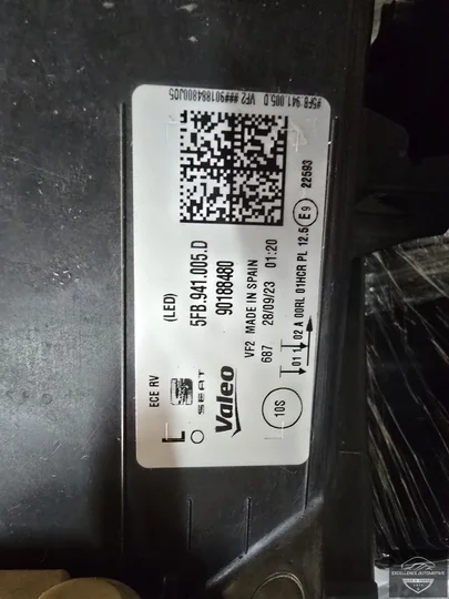 seat-cupra-leon-5fa-led-koplamp-l-r-5fb941005d-5fb941006d — foto 4