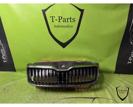 skoda-superb-grille-bumper-voorbumper