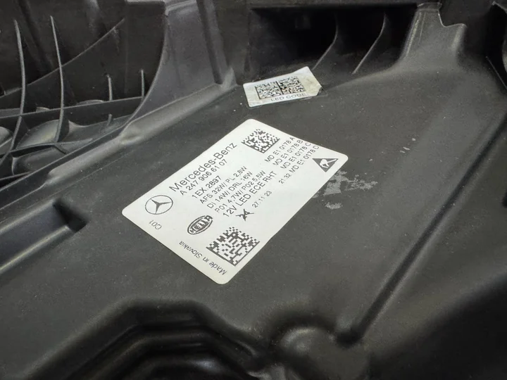gla-w247-h247-facelift-high-performance-koplamp-a2479066107 — foto 8