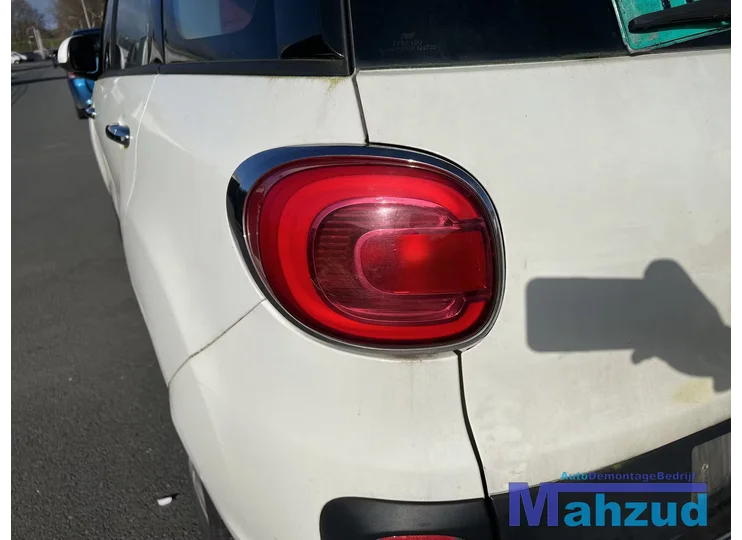 FIAT 500L WIT 268/A links achterlicht 2012+