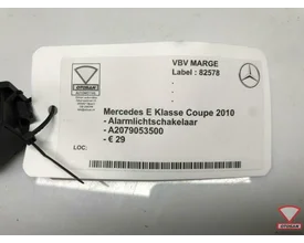 mercedes-e-klasse-coupe-10-alarmlichtschakelaar-a2079053500 — foto 2