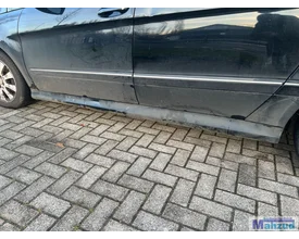 mercedes-b-klasse-w245-zwart-191-links-zijskirt-20052011 — foto 2