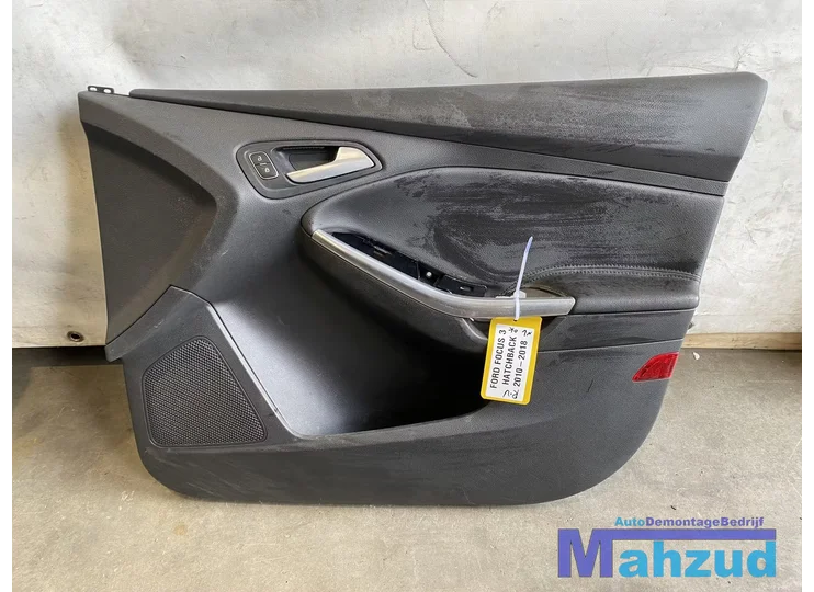 FORD FOCUS 3 Wit rechts voor deurpaneel 2010-2018