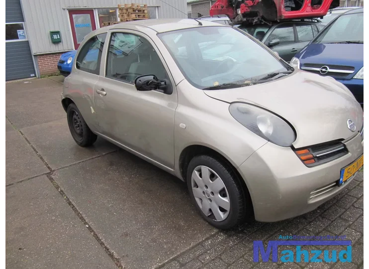 NISSAN MICRA GRIJS INTERIEUR 3 DEURS COMPLEET