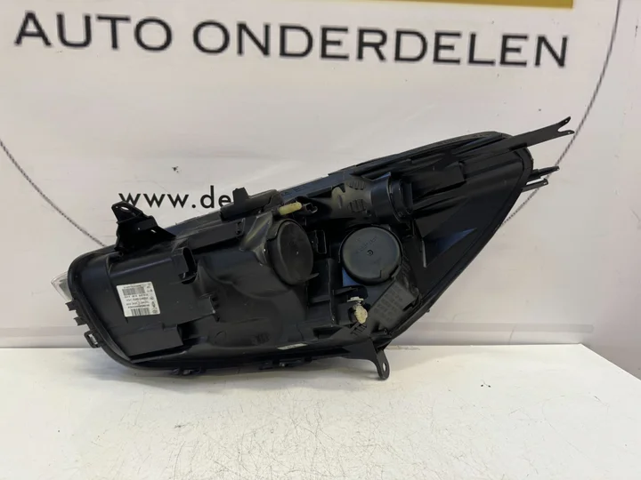 renault-clio-iv-4-koplamp-h7-halogeen-260106624r-rechts — foto 6
