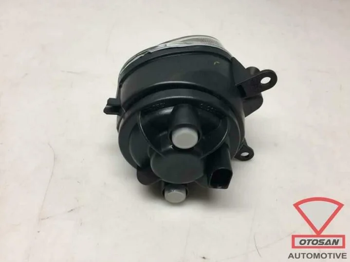 audi-a3-2000-2003-mistlamp-nieuw!-rechts-voor-0331996 — foto 2