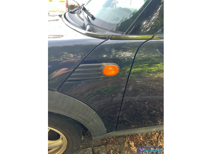 MINI R56 Zwart A25/9 links voorscherm 2005-2014