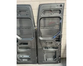 vw-7c-crafter-2-man-achterdeur-deur-rechts-achter — foto 3