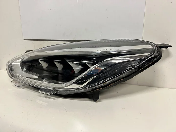 ford-fiesta-mk8-vol-led-koplamp-links-h1bb13e015af — foto 3