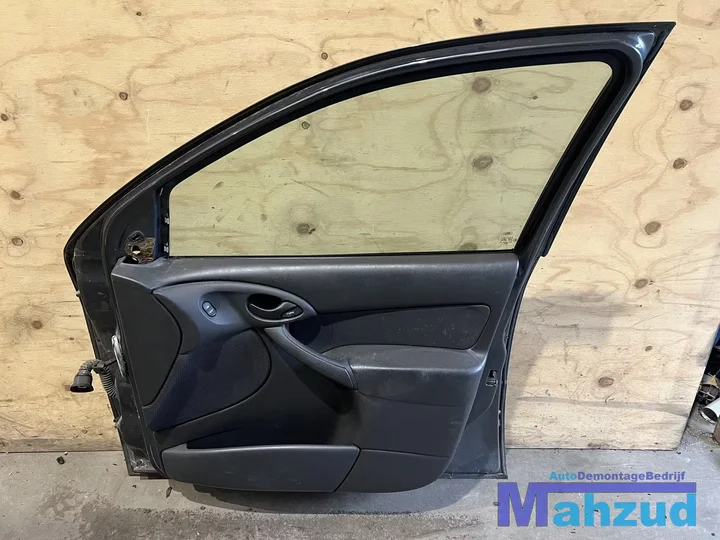 ford-focus-1-station-grijs-k1-deur-rechts-voor-19992004 — foto 4