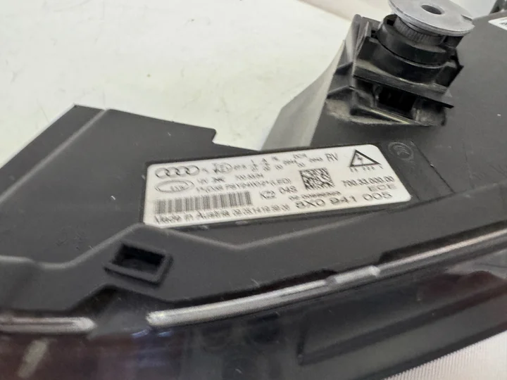 audi-a1-8x-koplamp-xenon-links-8x0941005 — foto 6