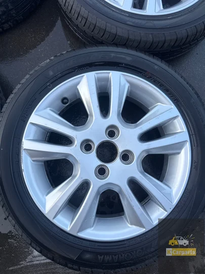 15-inch-lichtmetalen-velgen-toyota-aygo-origineel — foto 4