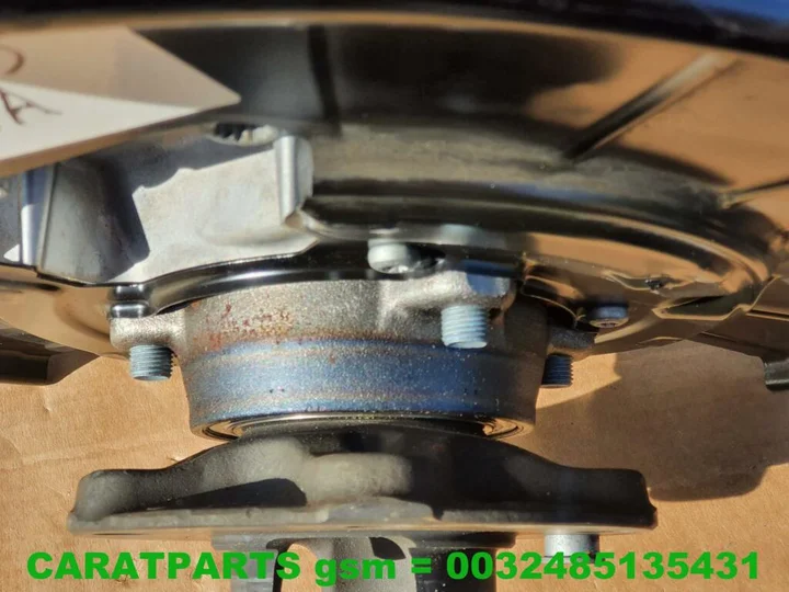 7p0505435a-fusee-touareg-wiellagerhuis-cayenne-92a-wielnaaf — foto 3