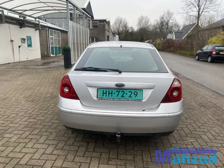 2001-ford-mondeo-3-20-16v-zilver-onderdelen-demontage — foto 6
