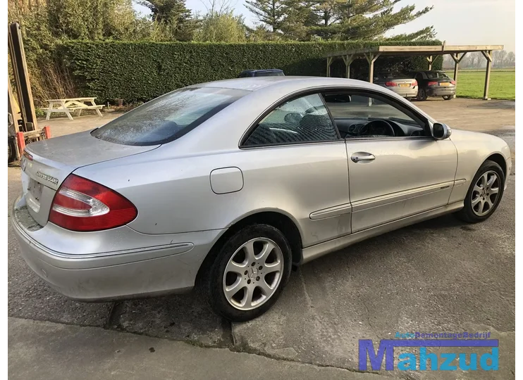 MERCEDES CLK C209 Grijs 744 rechts deur portier spiegel slot
