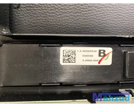 mitsubishi-outlander-phev-alarmlicht-schakelaar-2015 — foto 3