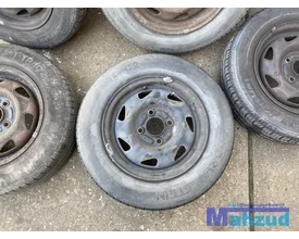 ford-fiesta-4-banden-met-velgen-4x108-13-inch — foto 3