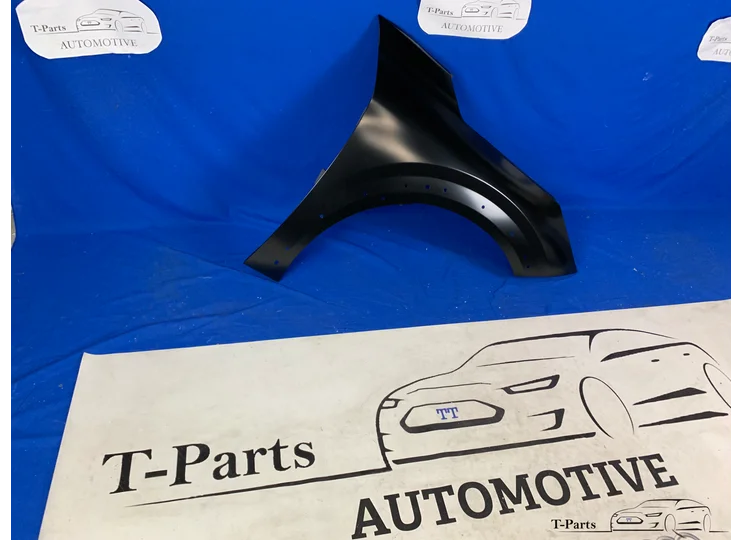 Peugeot 208 GT rechte Seitenscheibe Kotflügelscheibe 9823208280