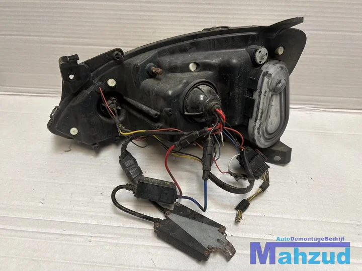 opel-corsa-c-links-rechts-koplamp-20002004 — foto 6